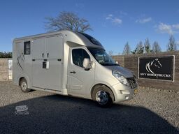 RENAULT MASTER PAARDENWAGEN | HORSETRUCK | STX | STALLI...