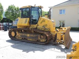 KOMATSU D61PXI