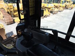 KOMATSU D61PXI