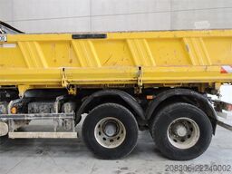 RENAULT Kerax320.26