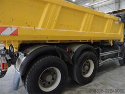 RENAULT Kerax320.26