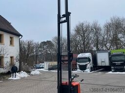 BT Fahrerstand Hochhubwagen Elektro SPE160 Triplex