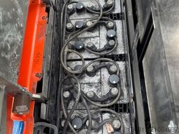 BT Fahrerstand Hochhubwagen Elektro SPE160 Triplex