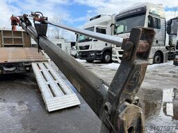 DAF FAD CF 85.410 MASCHINENTRANSP + ATLAS 190.2 EUR5