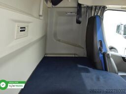 VOLVO FH 460 Globetrotter XL i-Save I-ParkCool