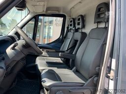 IVECO Daily 50C18HA8/P V 18m3 AUT LUFT NAVI AHK 3,5t