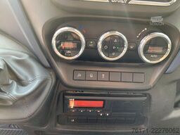 IVECO Daily 50C18HA8/P V 18m3 AUT LUFT NAVI AHK 3,5t