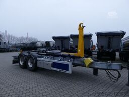 MÜLLER-MITTELTAL 20 to. Tandem Haken-Containeranh. mit Container