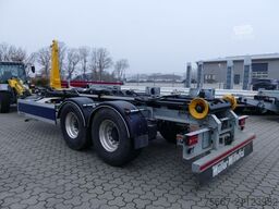 MÜLLER-MITTELTAL 20 to. Tandem Haken-Containeranh. mit Container