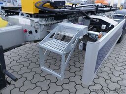 MÜLLER-MITTELTAL 20 to. Tandem Haken-Containeranh. mit Container