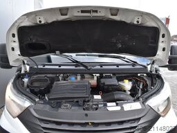 IVECO 70C18 Daily 3Sitze LBW Carrier