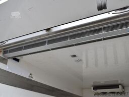 IVECO 70C18 Daily 3Sitze LBW Carrier