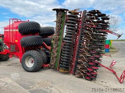 Horsch Pronto 6KE mit Amazone KG6000-2