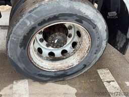 MAN 17.232 (6 CYLINDER / MANUAL PUMP / PÖMPE MANUELLE)