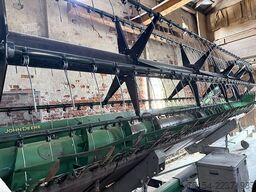 John Deere W540 mit Raspvorsatz