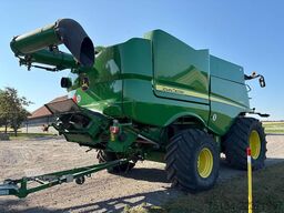 John Deere S 790