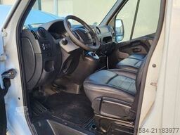 RENAULT Master + Roelofsen