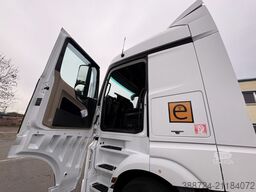 MERCEDES-BENZ Actros1842*Euro 6C*Retarder*Kühlbox*Klima*ADR