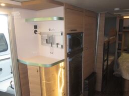 KNAUS SÜDWIND 580 UK BLACK SELECTION MJ26 LP 46.679¤
