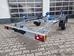 trailershop Bootanhänger direkt 1300kg GN231  Neptun