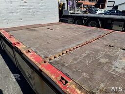 MAN TGX 580 Flatbed truck.