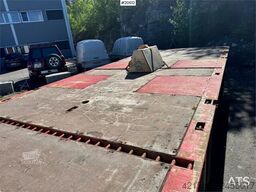 MAN TGX 580 Flatbed truck.