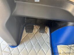 AzzolaTrucks srl AzzolaTrucks srl AzzolaTrucks srl