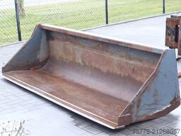 Schäffer 8082 | FORKS | BUCKET | EXTRA FUNCTION