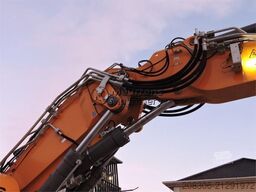 LIEBHERR R926