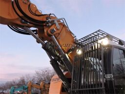 LIEBHERR R926