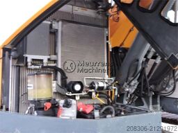 LIEBHERR R926