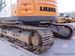 LIEBHERR R926