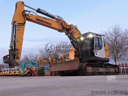 LIEBHERR R926