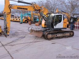 LIEBHERR R926