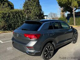 VOLKSWAGEN T-ROC IQ DRIVE
