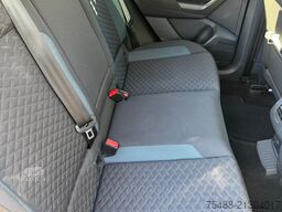 VOLKSWAGEN T-ROC IQ DRIVE