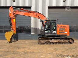 Hitachi ZX225US5LC