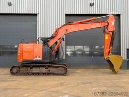 Hitachi ZX225US5LC
