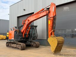 Hitachi ZX225US5LC