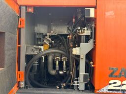 Hitachi ZX225US5LC