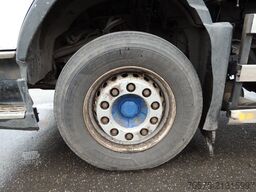 VOLVO FM9 300 6x2 Abrollkipper + kran