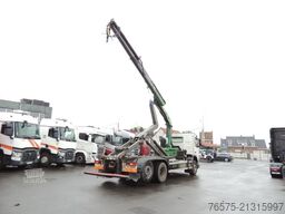 VOLVO FM9 300 6x2 Abrollkipper + kran