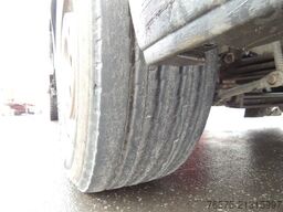 VOLVO FM9 300 6x2 Abrollkipper + kran