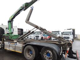 VOLVO FM9 300 6x2 Abrollkipper + kran