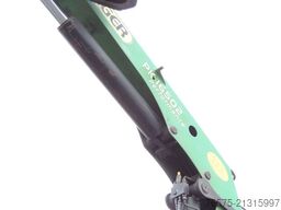 VOLVO FM9 300 6x2 Abrollkipper + kran