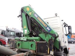 VOLVO FM9 300 6x2 Abrollkipper + kran