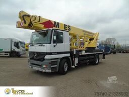 Mercedes-Benz Actros