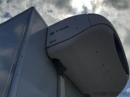 MERCEDES-BENZ Kühlkoffer Aufbau Kiesling Thermoking T800R