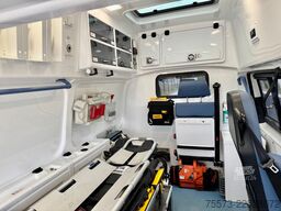 VW VW T6.1, 4-Motion, mit Trage und Sessel