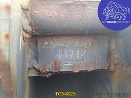 Mercedes-Benz Actros 3235